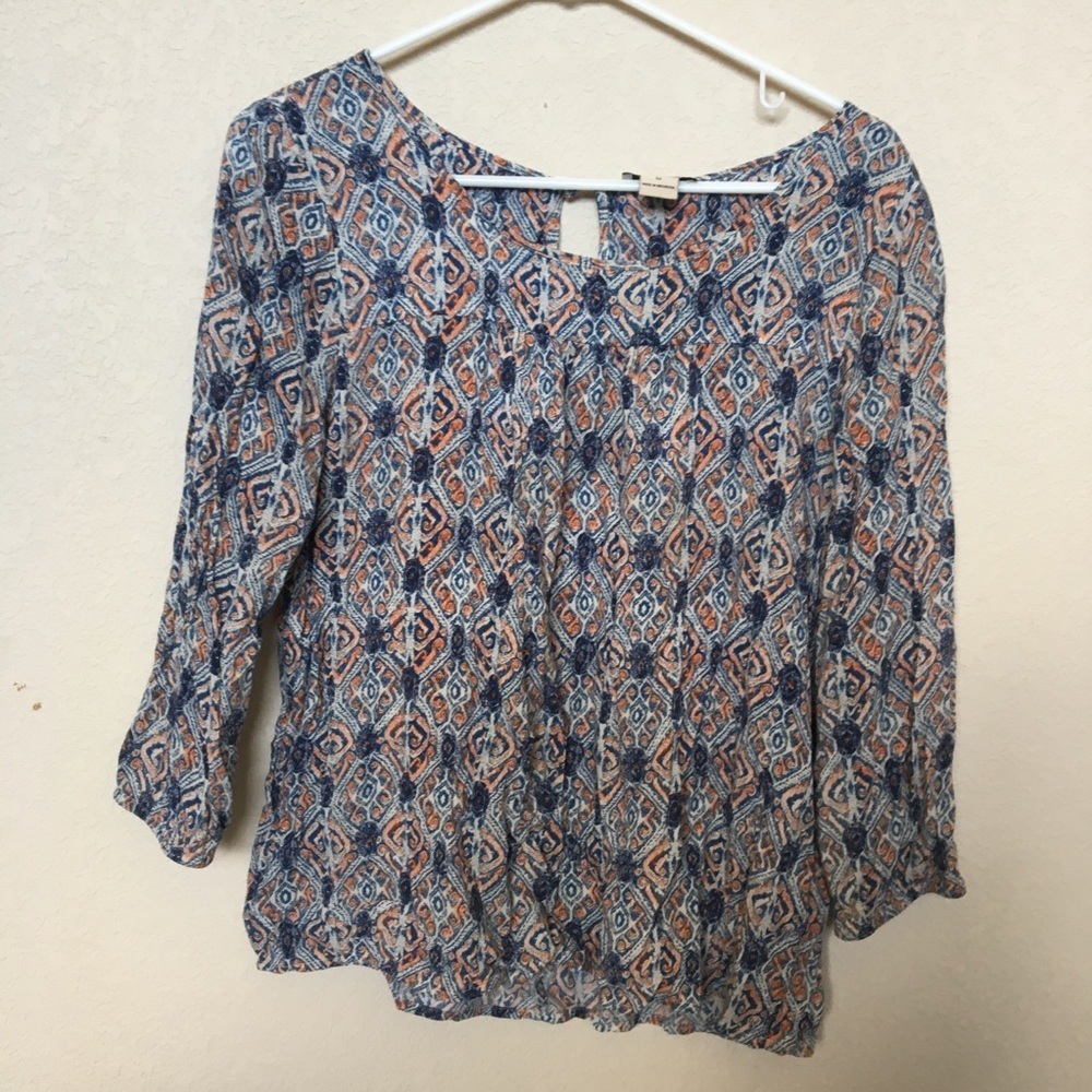 Iucky brand 3/4 quarter boho style blouse size Medium M scoop neck flowy hippie